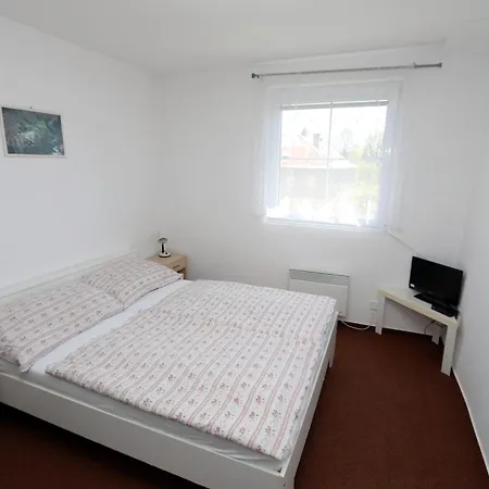 Mauritz בית הארחה Nová Pec